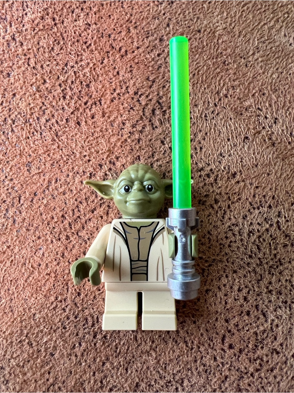 Lego Green Yoda Jedi Minifigure with Neon Green Lightsaber